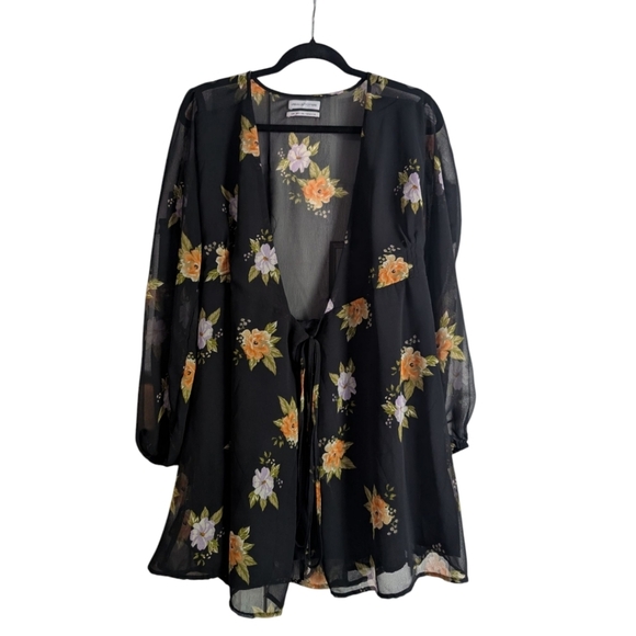 Urban Outfitters Top(46) - Picture 1 of 6